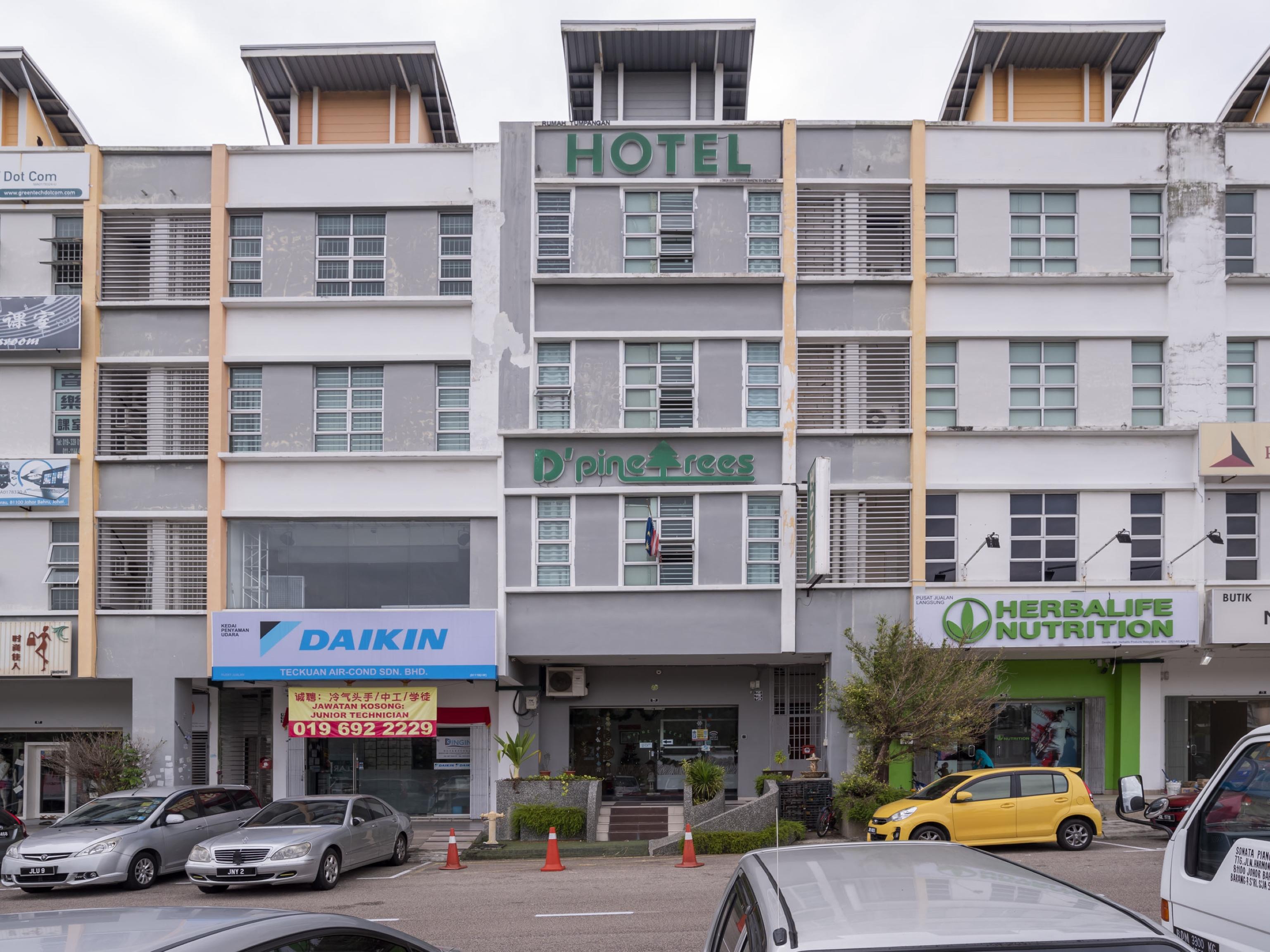 D'Pinetrees Hotel Johor Bahru Ngoại thất bức ảnh