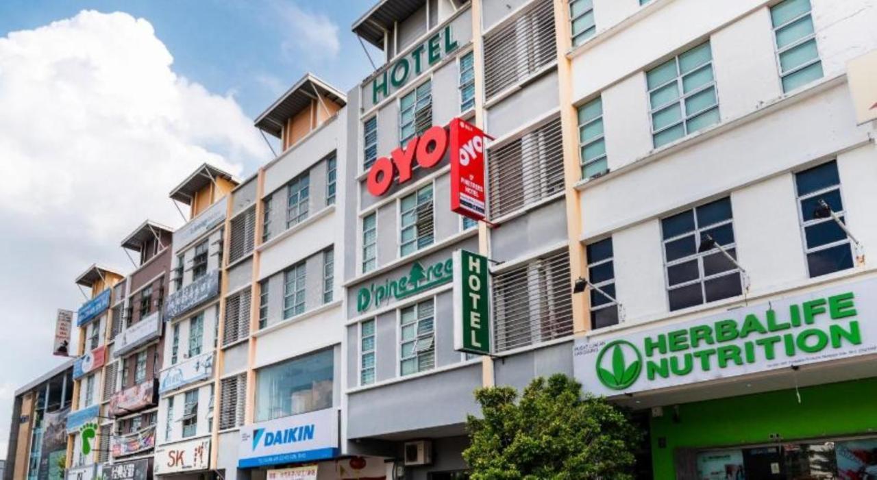 D'Pinetrees Hotel Johor Bahru Ngoại thất bức ảnh